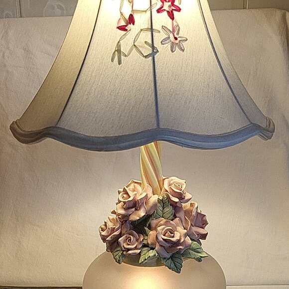 Capodimonte Rose Lamp Italian Electric Plug In Vintage Very Good Condition super - Picture 6 of 11